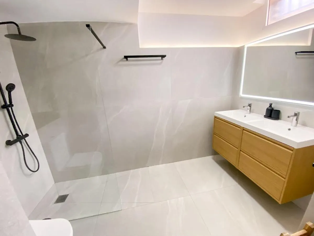 Villa With Private Swimming Pool In Sevilla Spain